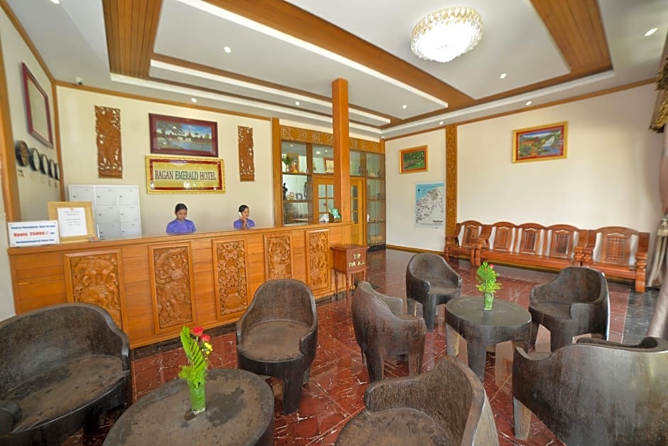 Bagan Emerald Hotel