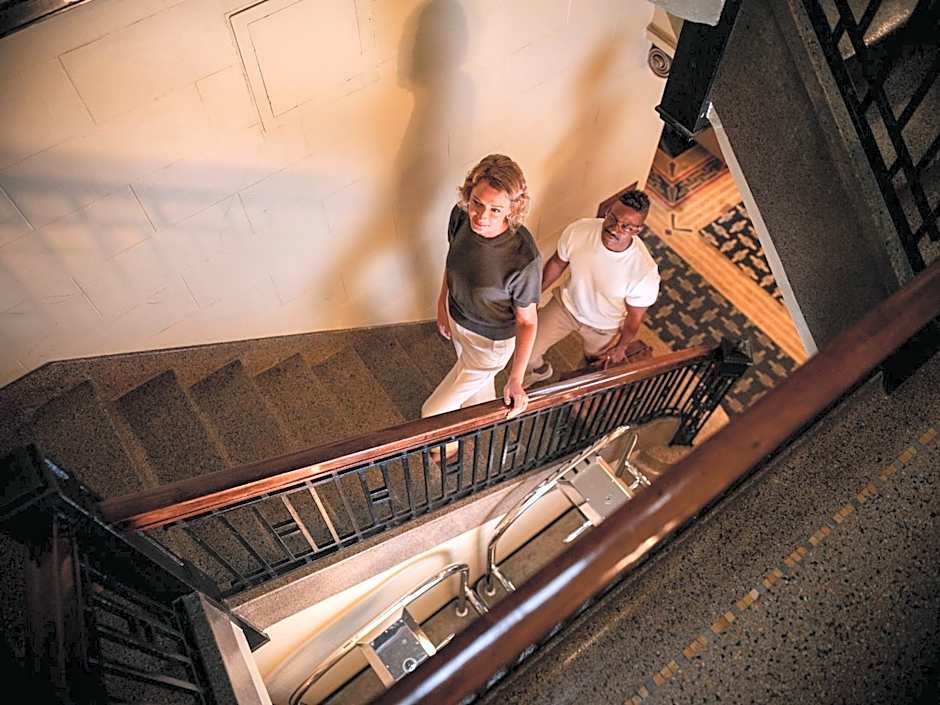 The Plaza Hotel - Milwaukee