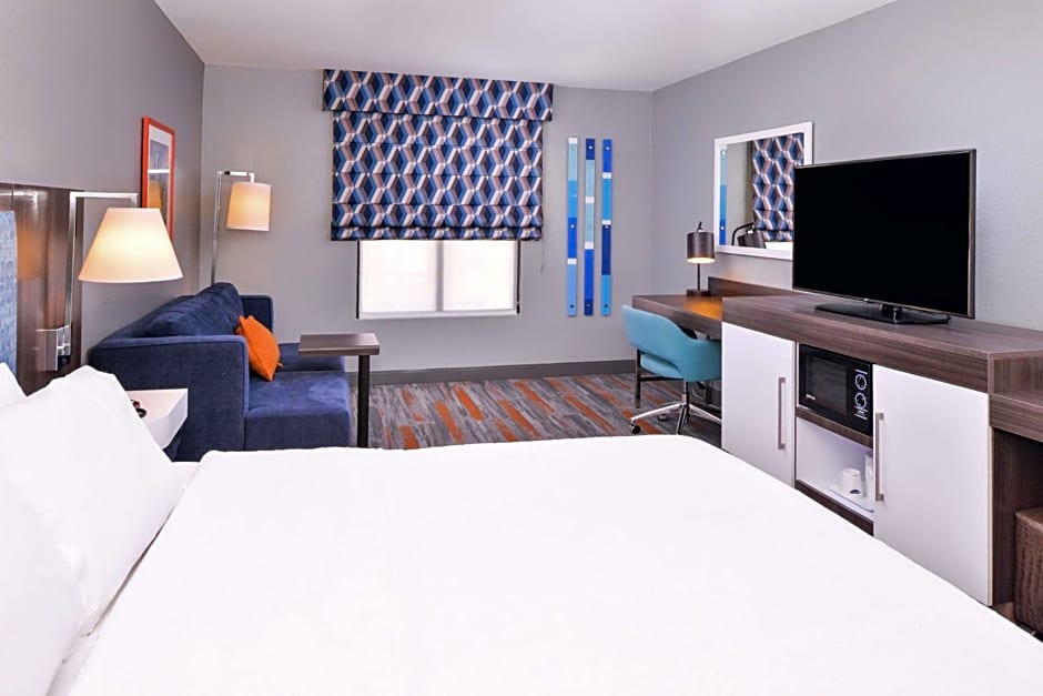 Hampton Inn By Hilton & Suites Legacy Park-Frisco