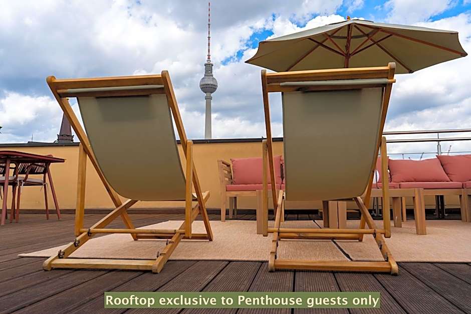 The Charming by Curt Suites