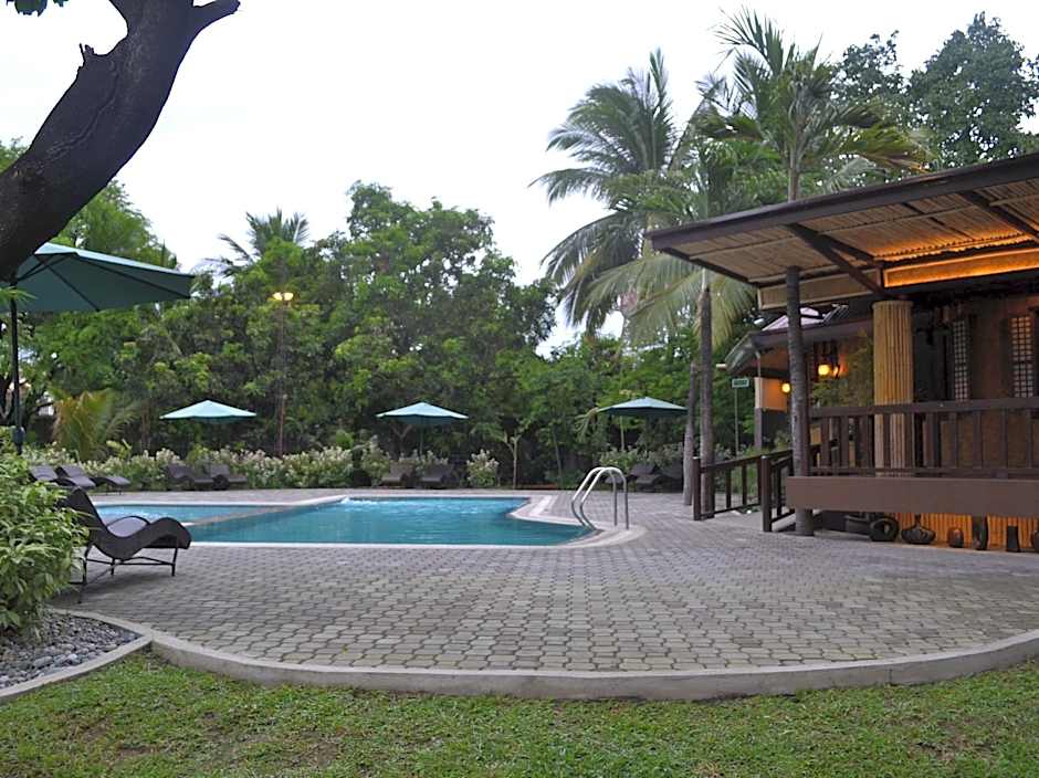 DM Residente Hotel