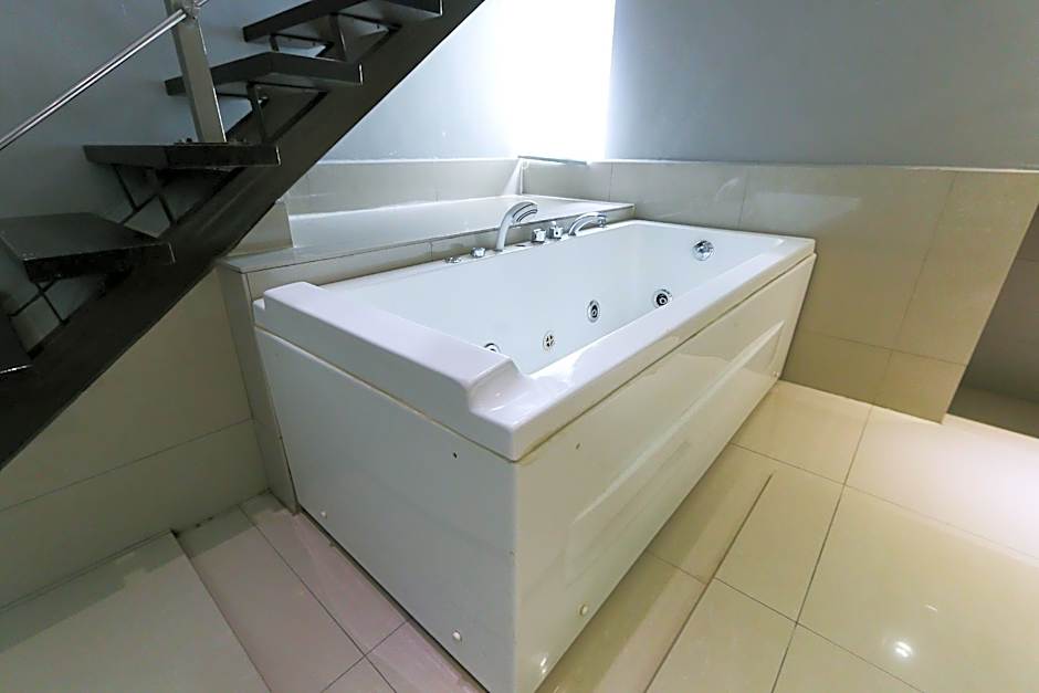 Hotel 99 - Bandar Botanik Klang