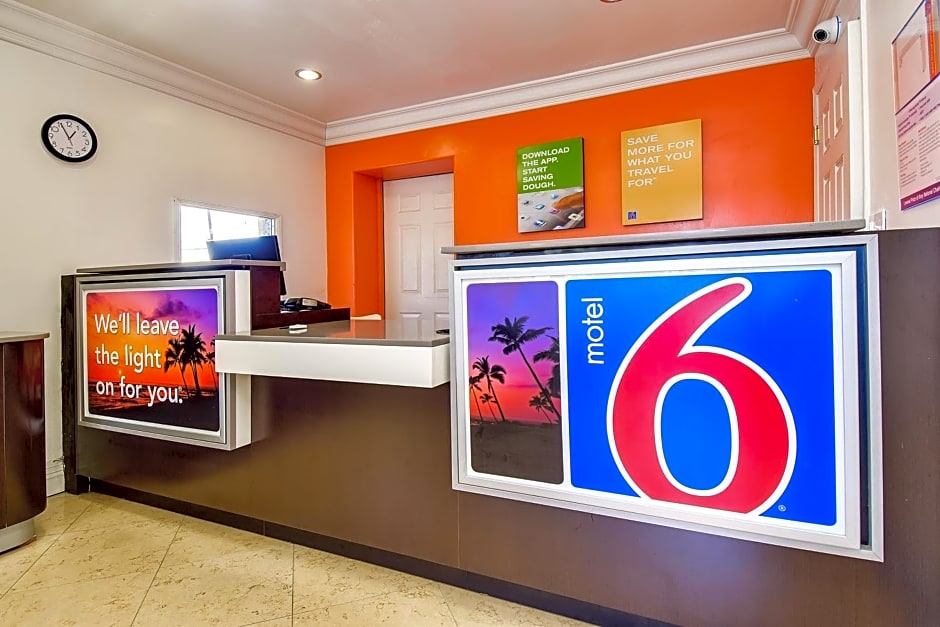 Motel 6 Garden Grove