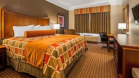 Executive King Room - Non-Smoking