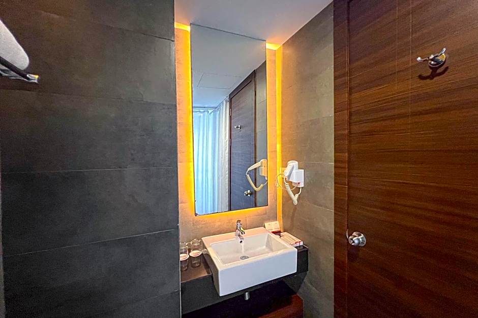 Asialink Hotel Batam by Prasanthi