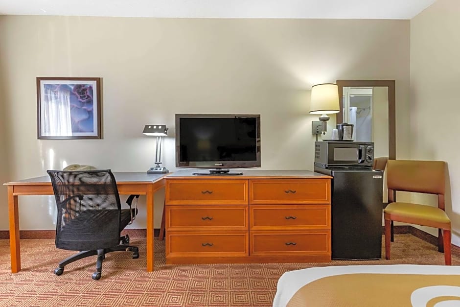 Quality Inn & Suites Raleigh Durham Airport