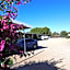 Capri Motel