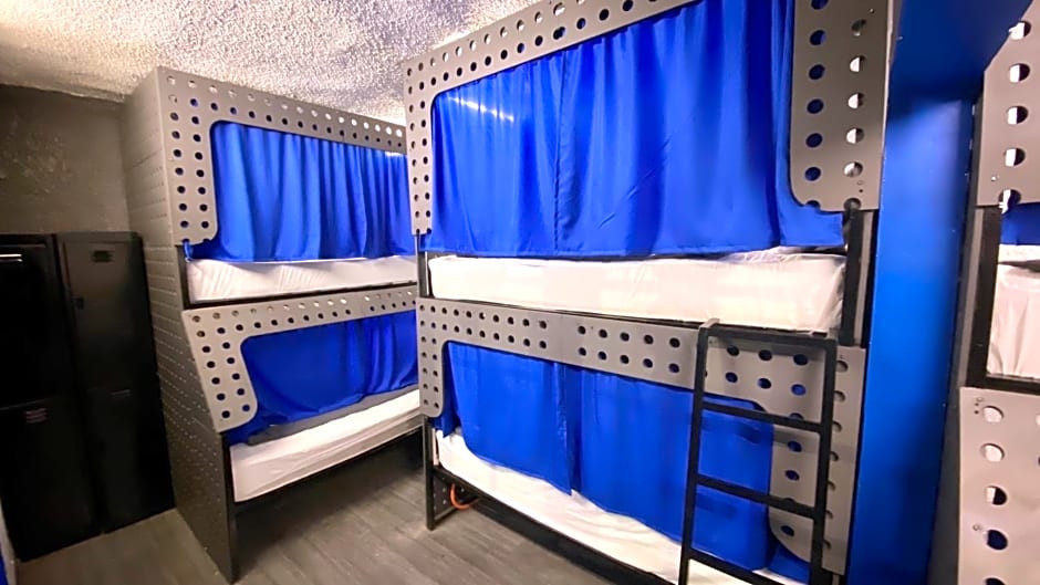 Roomies Hostel Roma