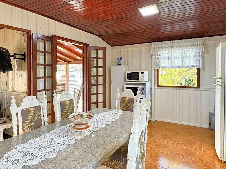 Casa Aconchegante na Lagoa de Ibiraquera - IMB003