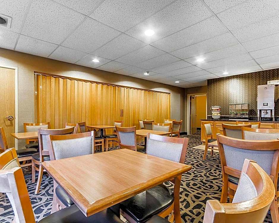 Comfort Inn Owatonna near Medical Center