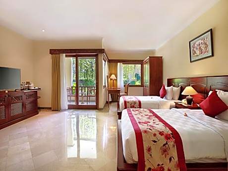 Deluxe Double or Twin Room with Garden View