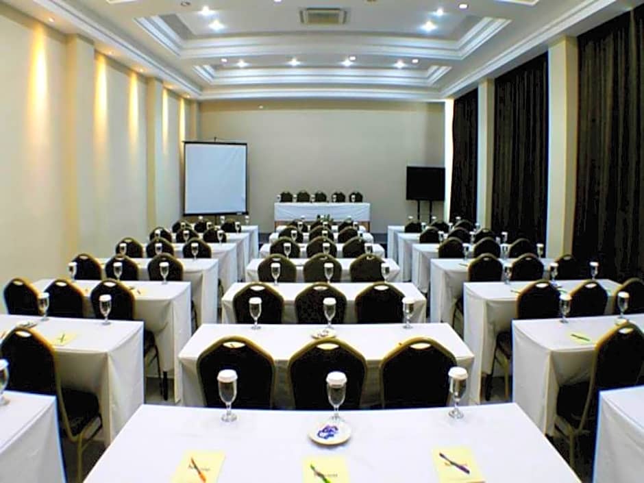 Daima Hotel Padang