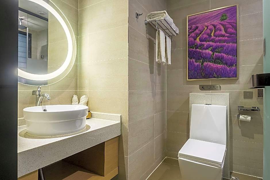 Lavande Hotel Chongqing Tongliang Gas Building