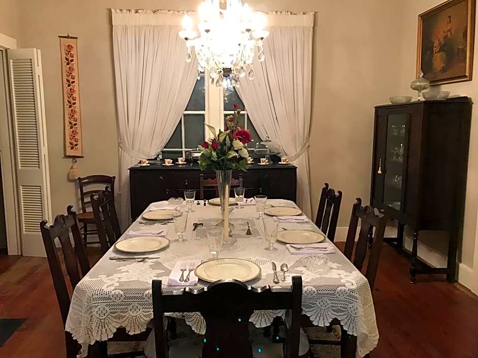 Riverboat Bed & Breakfast