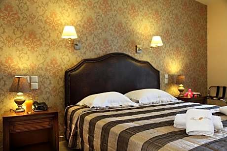 Economy Double Room with Garden View