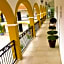 Casa Blanca Hotel