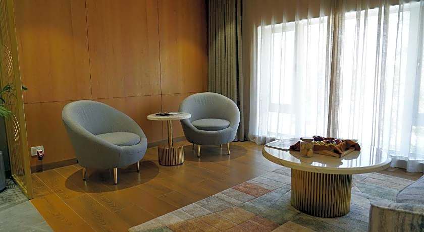 Seasons Hotel Rajkot