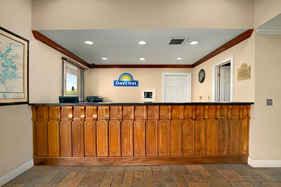 Days Inn by Wyndham Alexander City