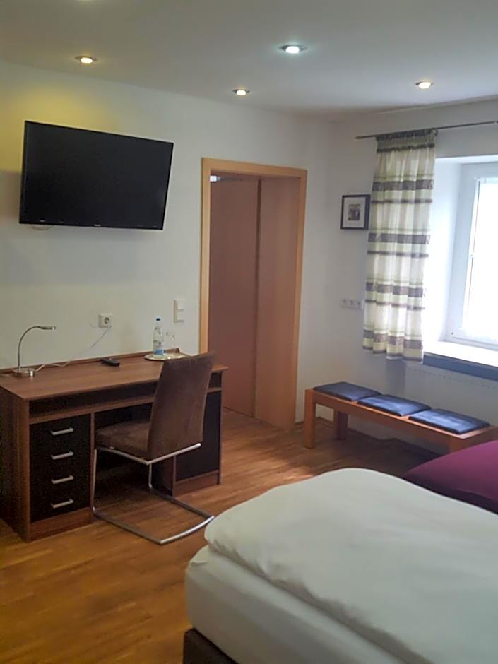 Pension "Zum Raubritter"