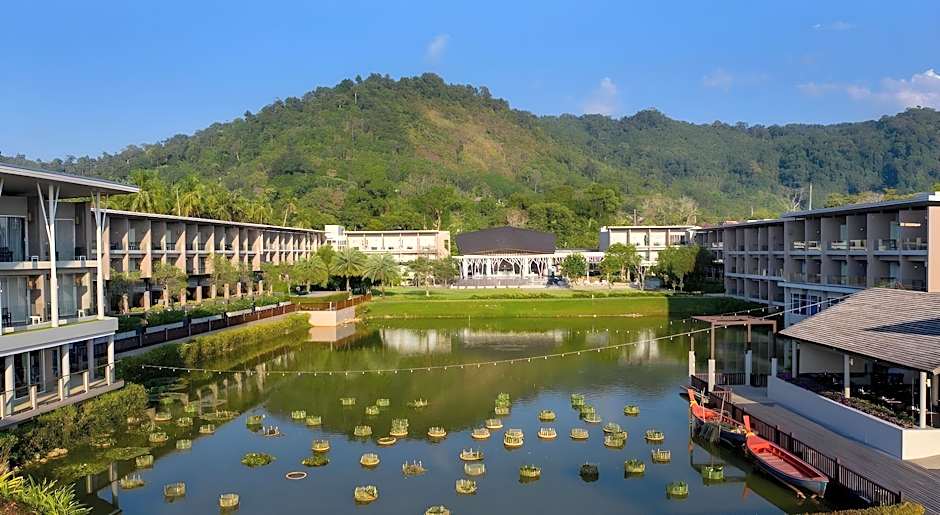 The Leaf on the Sands by Katathani Resort
