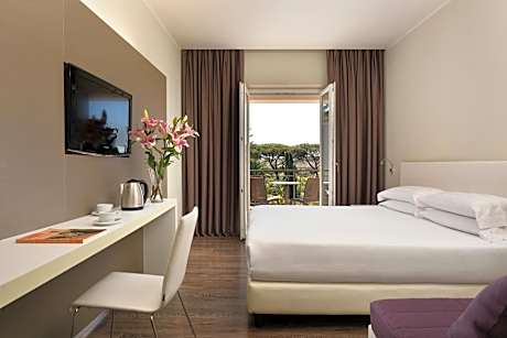 Deluxe Double or Twin Room with Terrace
