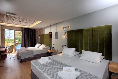 Comfort Quadruple Room