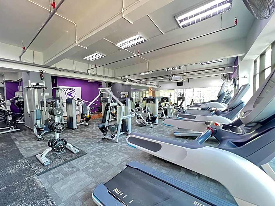 Qliq Damansara Hotel