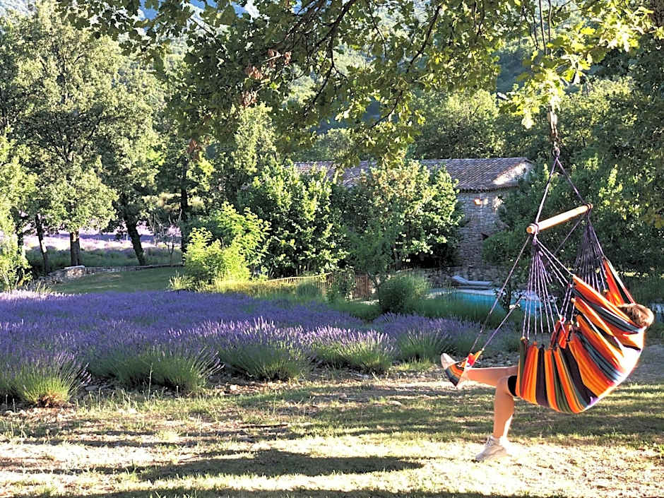 Hôtel Lou Caleù restaurant le Rocher des Abeilles