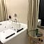 Les Chambres de Amelie B&B