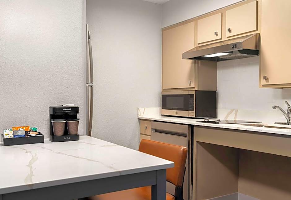 Homewood Suites By Hilton Richmond - Airport