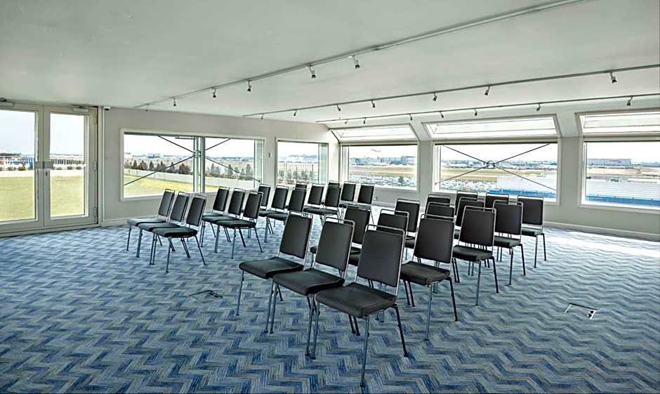 Hyatt Place London Heathrow Airport