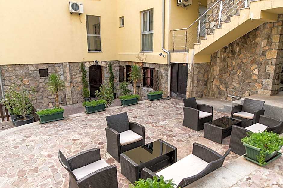 Hotel Crnogorska Kuca