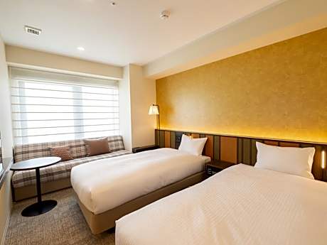 Moderate Twin Room with Pagoda View
