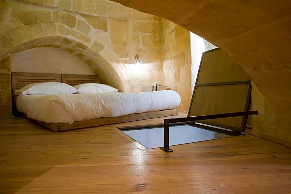 Photo 1 of 7 of Small Double Room - Split Level