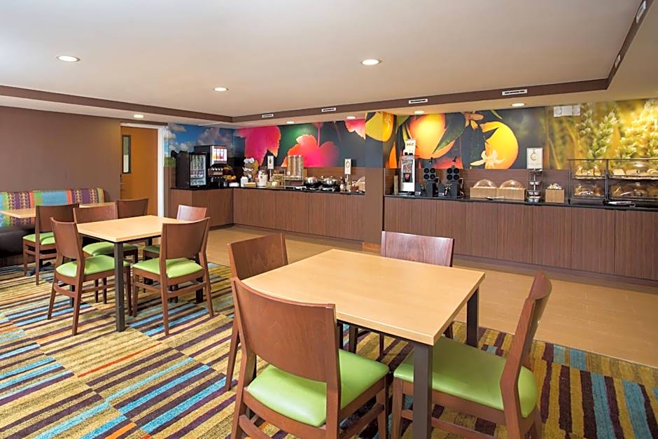 Fairfield Inn by Marriott Manchester-Boston Regional Airport