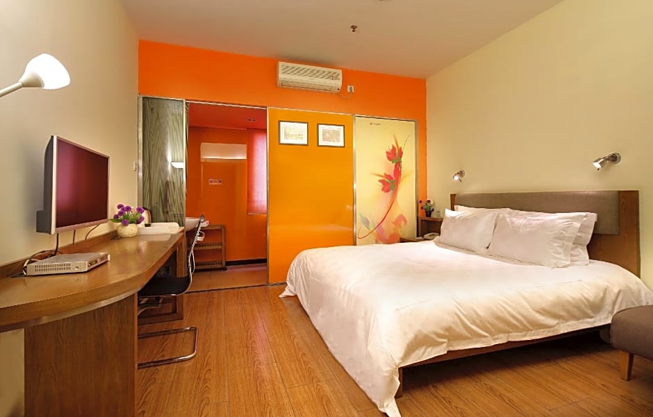 Yanjiang East Garden Inn