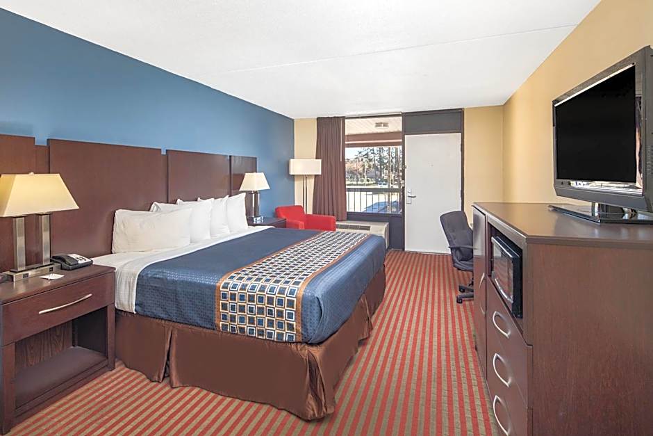 Travelodge by Wyndham Savannah Area/Richmond Hill
