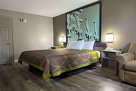 King Room - Mobility Access/Non-Smoking