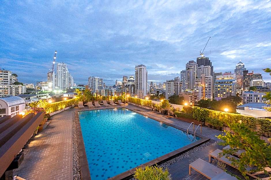 Ruamchitt Plaza Hotel