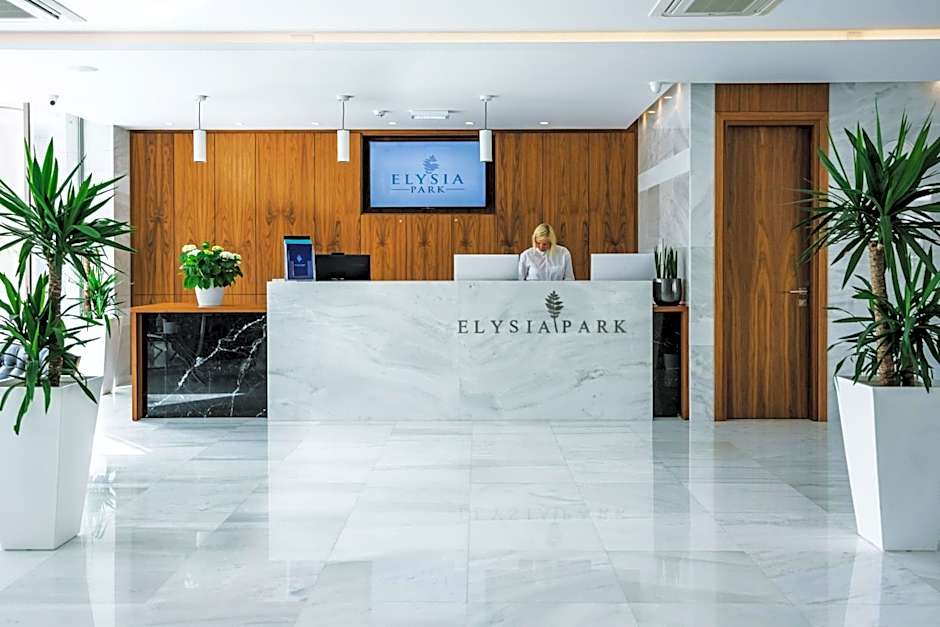 Elysia Park Luxury Holiday Residences