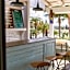 Hotel Restaurant Mas Lazuli by Fimedhotels