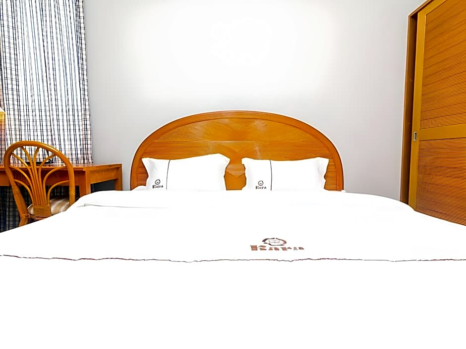 Capital O 1867 Kara Guest House