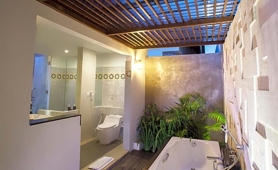 The Astari Villa and Residence