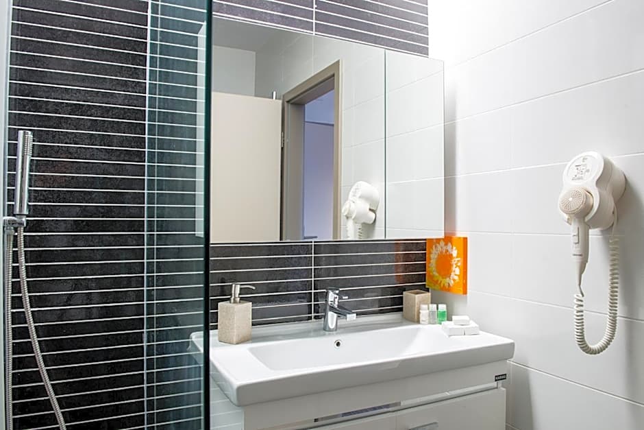 Hotel On Plonge Junior