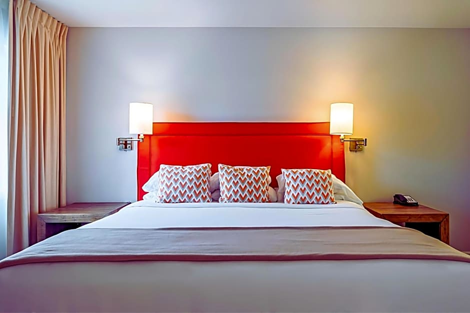 Ashland Hills Hotel & Suites