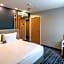Holiday Inn Express - Hamburg South A7-AS42 By IHG