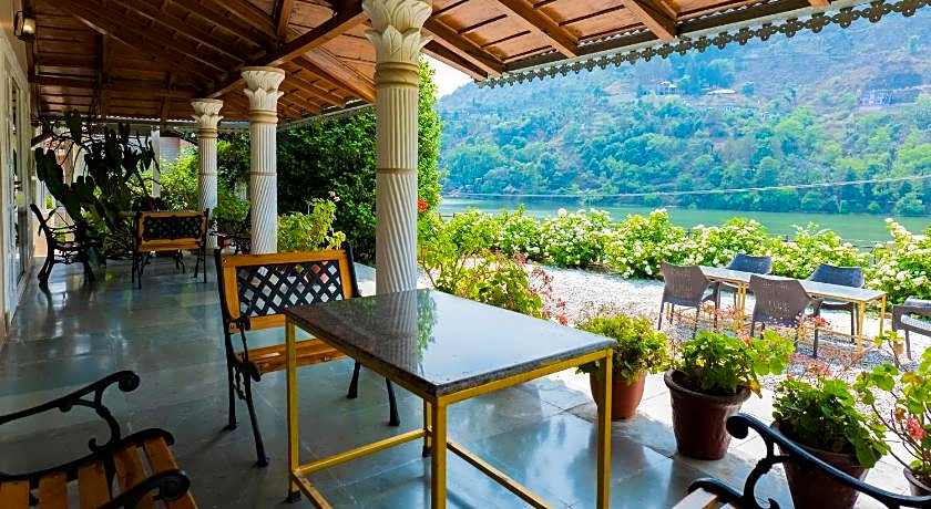 Hotel Neelesh Inn - A Luxury Lake View Hotel 20 KM From Nainital