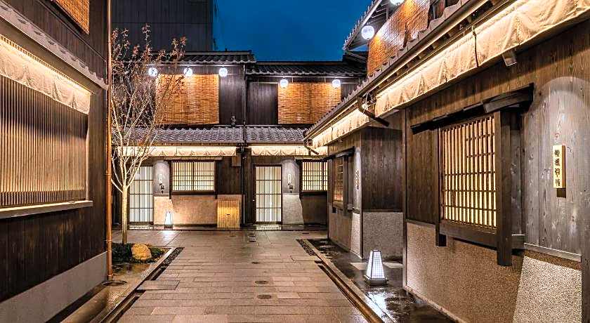 Nazuna Kyoto Tsubaki St.