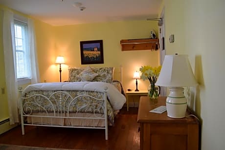 The New Hampshire Mountain Inn