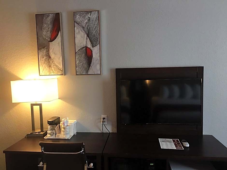 Ramada by Wyndham Keystone Near Mt Rushmore